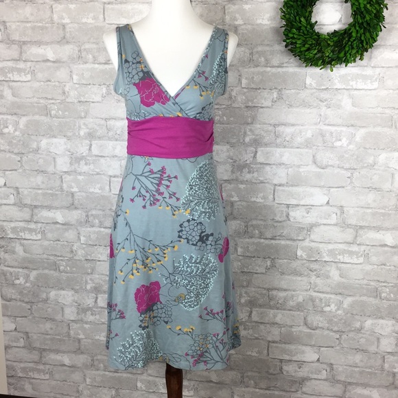 Patagonia Dresses & Skirts - Patagonia Dress Floral Small Gray